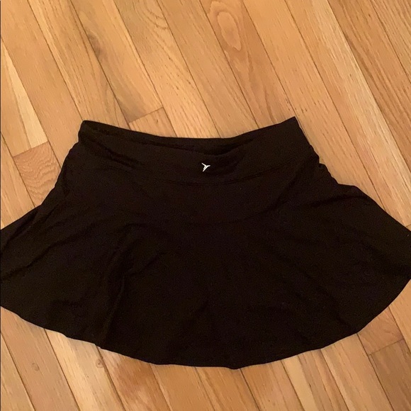 **SUPER TRENDY black pleated athletic tennis skirt - Picture 2 of 3